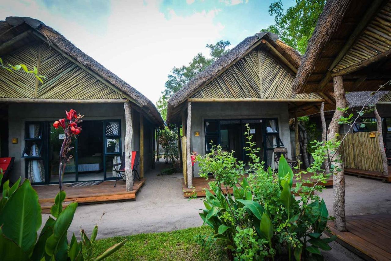 African Excursions Guest House Khwai Exteriör bild