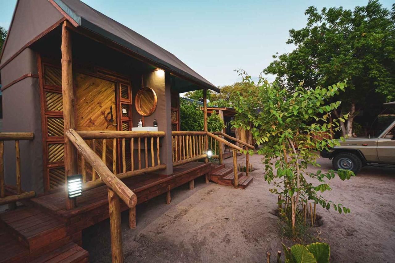 African Excursions Guest House Khwai Exteriör bild