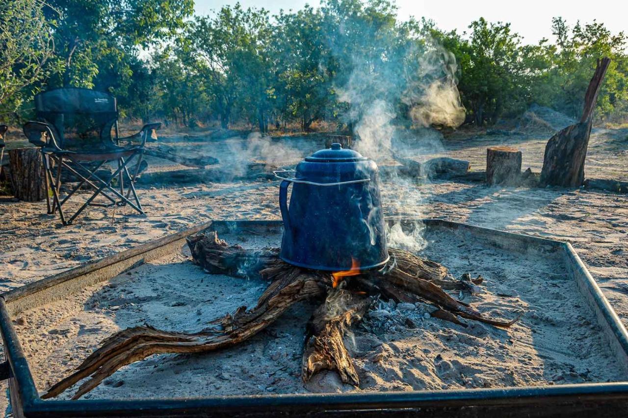 African Excursions Guest House Khwai Exteriör bild