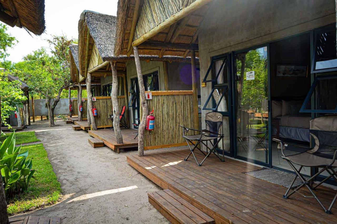 African Excursions Guest House Khwai Exteriör bild