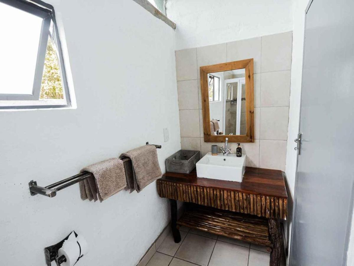African Excursions Guest House Khwai Exteriör bild